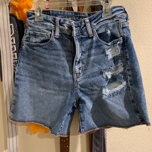 Mom shorts super cute